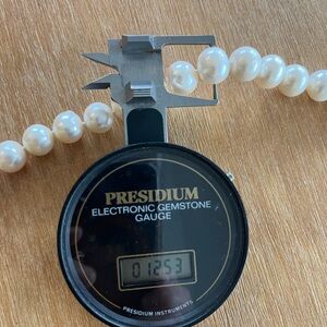 Elegant Pearl Necklace